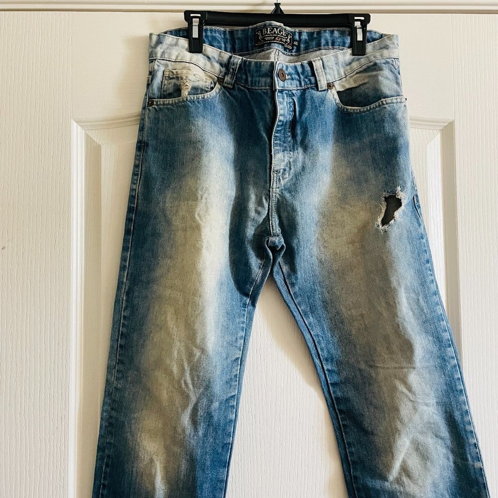 Beagle Mens Distressed Lightwash Straight Leg Jeans Size 46